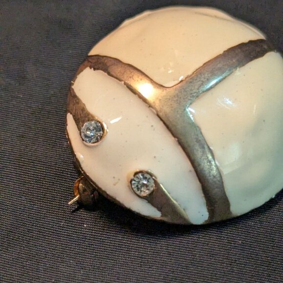 White & Gold Vintage Ladybug Enamel Brooch With Rhinestone Eyes Retro Costume Je - Picture 8 of 8